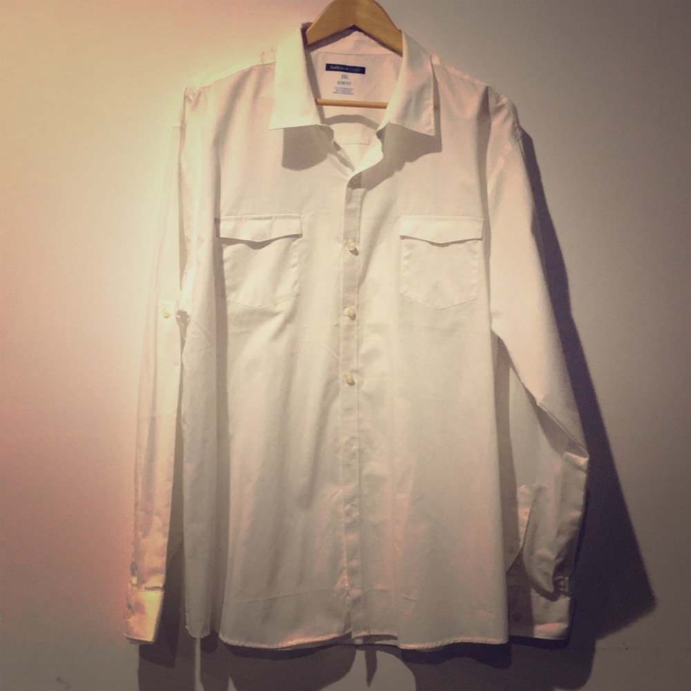 Men’s slim fit collared shirt